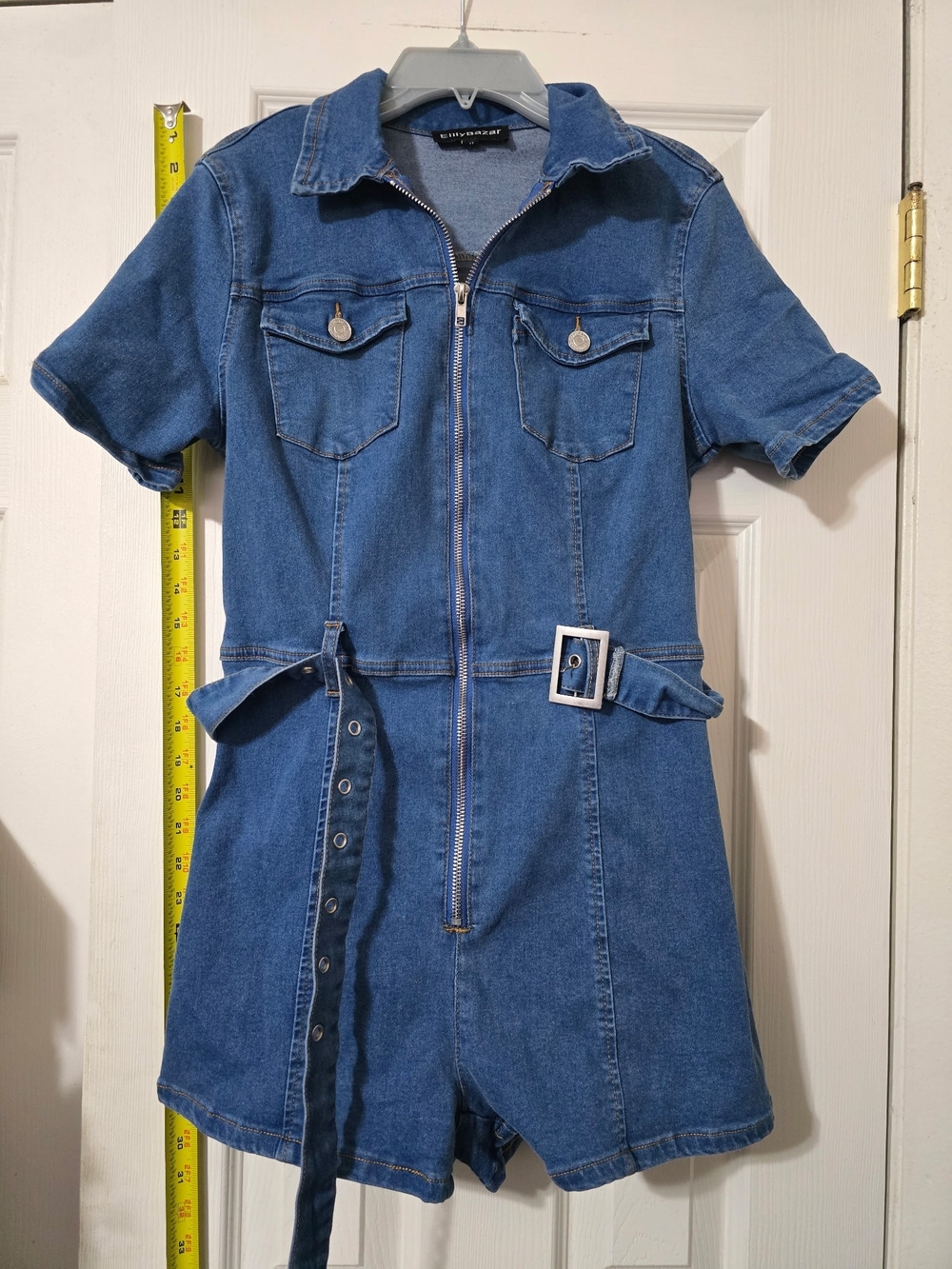 EILLY BAZAR BLUE DENIM SHORT SLEEVE BELTED ZIP UP WOMEN ROMPER Medium Sexy Denim